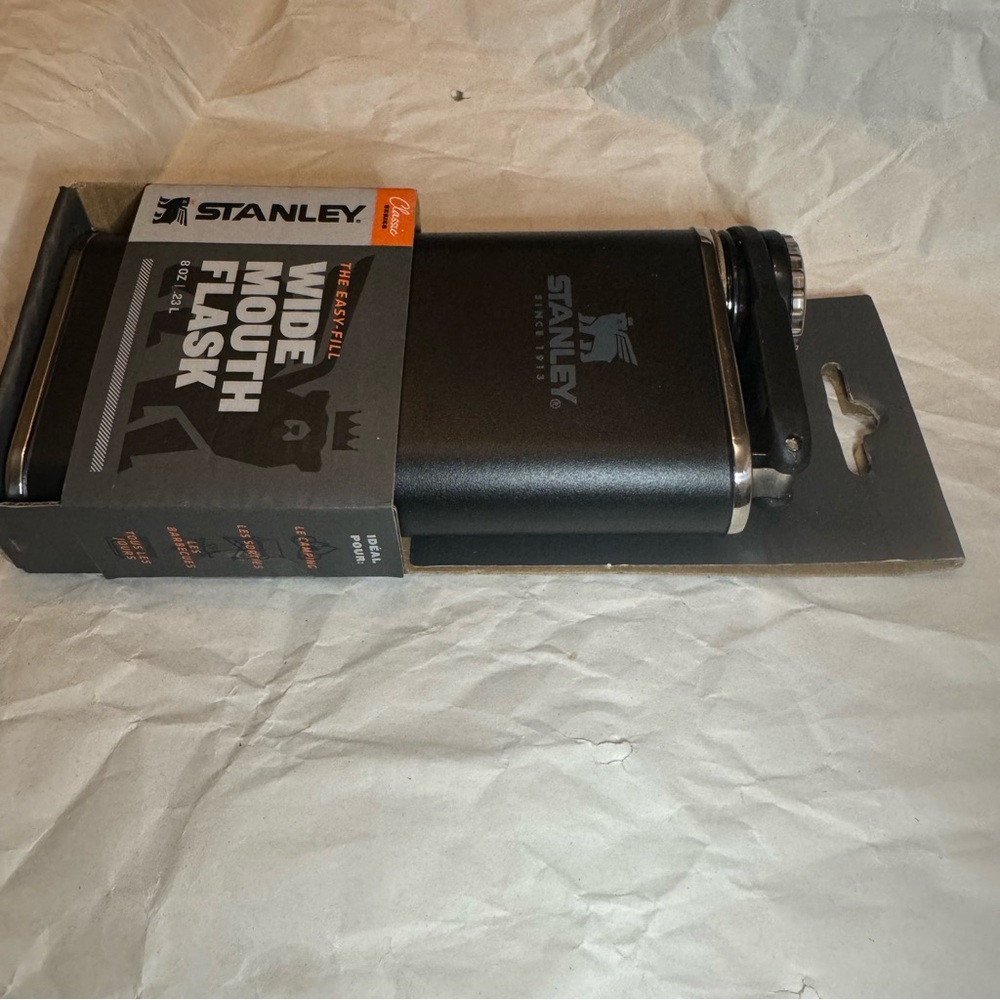 Stanley wide mouth flask - Picture 7 of 9